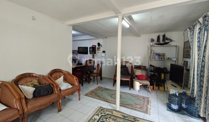 For Sale Land-Counted House Cheap in Sukajadi, Suitable for Boarding House, Near Maranatha Pasteur 2