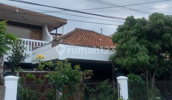 Old Cheap House for Sale in Batu Indah Batununggal Near Buahbatu Toll Road