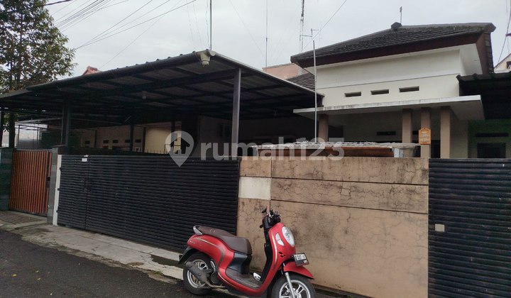Rumah Siap Huni di Komplek Antapani Lingkungan Aman Bebas Banjir