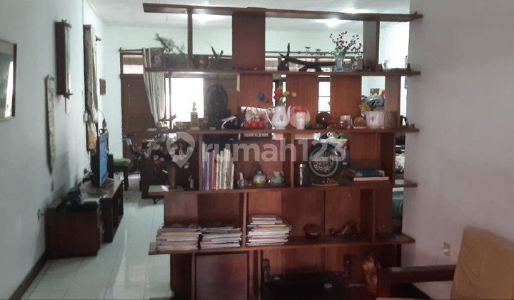 Cheap Old House Below NJOP in Sayap Pajajaran Near Rshs 2