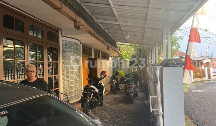 Rumah Lama Masih Terawat di Suryalya Cijagra Murah Harga NJOP 2