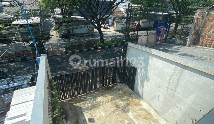 For Sale: Cheap Industrial House Below Bank Appraisal on Jl Sudirman, Bandung 2