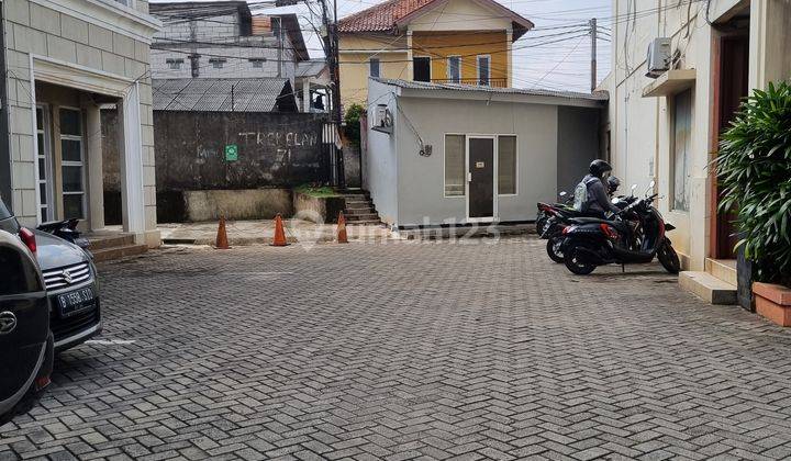 Dijual ruko 2 lantai di Bintaro sektor 3 1