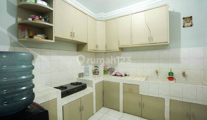 Dijual Rumah Strategis 2 Lantai Kembangan Baru 4