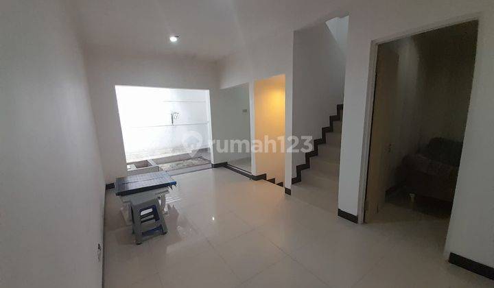 Dijual Rumah Siap Huni Perumahan Citra Grand Bekasi 8