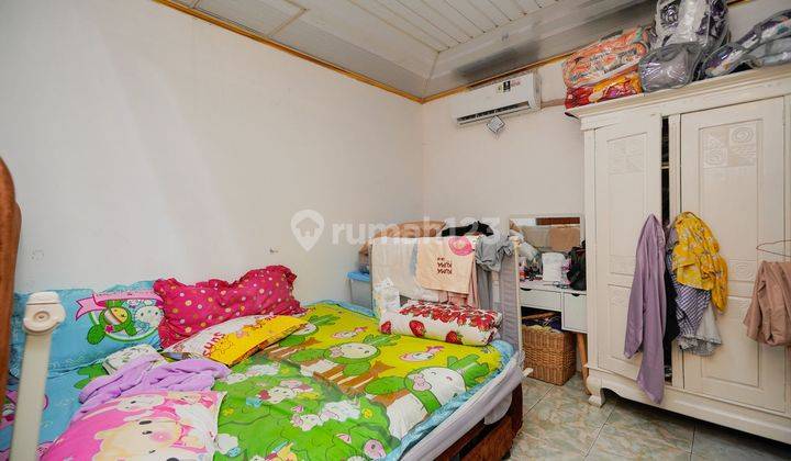 Rumah Luas Bebas Banjir dekat Stasiun Bekasi Dibantu KPR J23901 2