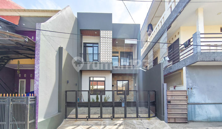 Ready-to-Occupy House 12 Minutes to Sari Asih Hospital Ciputat, Freehold Title, Flood-Free J38928 Ready-to-Occupy House 12 Minutes to Sari Asih Hospital Ciputat, Freehold Title, Flood-Free J38928