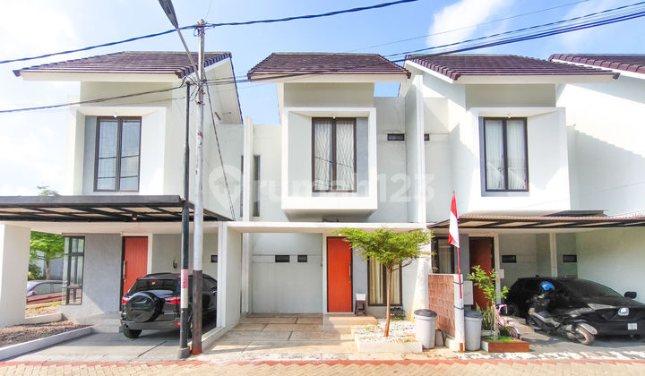 2-Storey House with SHM 15 Minutes to Pamulang Toll Gate Ready for KPR J32070