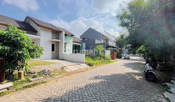 Rumah Siap Huni 6 Menit ke Mall Metropolitan Cibubur SHM Free Renov J13439 2