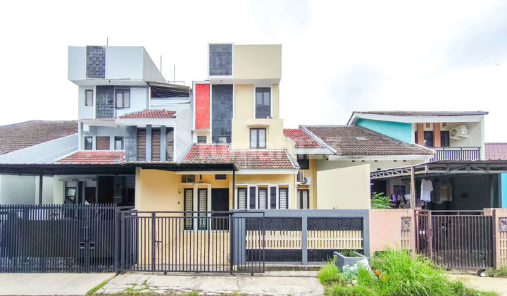 Rumah 3 LT Strategis 15 Menit ke The Breeze BSD City SHM Dibantu KPR J-39746