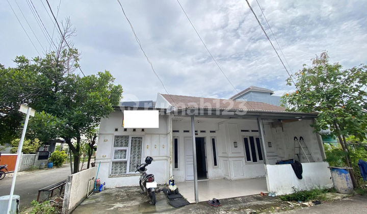 Land 100 Ready-to-Live House 15 Minutes to Tiara Hospital Bekasi Assisted with Mortgage J-44320