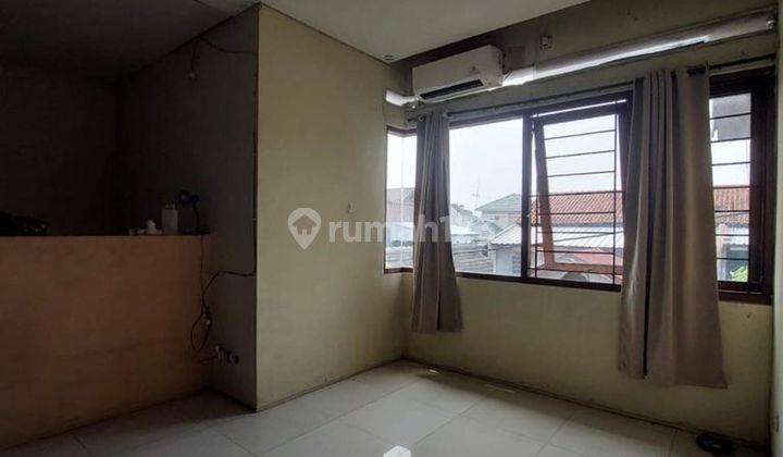 Rumah LT 126 SHM dekat Lagoon Avenue Mall Bekasi Dibantu KPR J20475 2