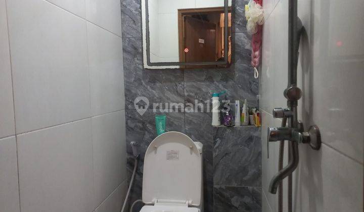 Rumah 3 Lt Hadap Timur dekat Mall Grand Metropolitan Bekasi J25204 2