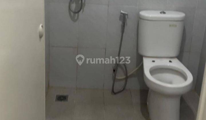 Rumah Strategis Hadap Timur 10 menit ke Summarecon Mall Kelapa Gading Dibantu KPR J19956 2