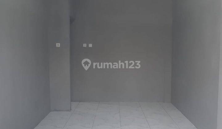 Rumah Siap Renov 10 menit ke Plaza Taman Harapan Baru Harga Nego Siap KPR J26158 2