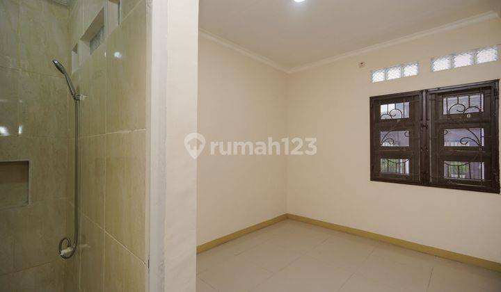 Rumah Idaman Siap Huni 10 Menit ke Summarecon Mall Bekasi Bebas Banjir J26049 2