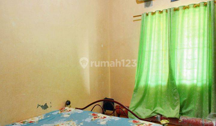 Rumah Terawat 2 Lt Akses Dekat ke Terminal Sawangan Hadap Utara J21428 2