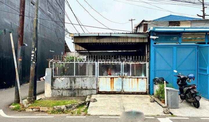 Rumah Hook Dekat Pusat Kota 10 Menit ke Pintu Tol Slipi 2 Harga Nego J11865 1