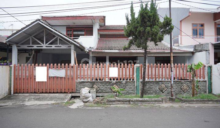 Rumah Bebas Banjir 5 Kamar Tidur 15 menit ke Grand Mall Bekasi Dibantu KPR J21438 1