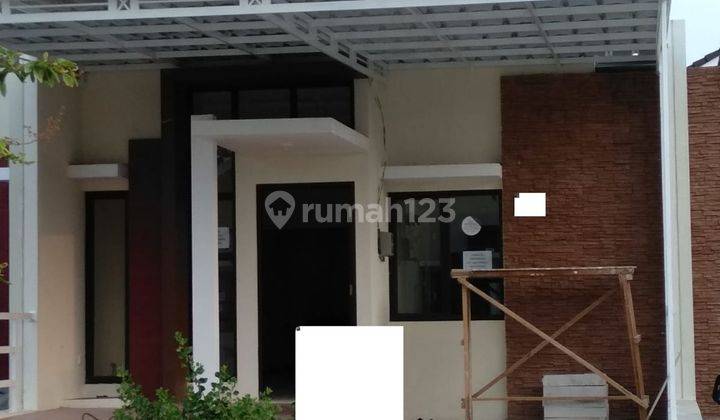 Rumah Cantik Ada Carport 10 menit ke RS. Taman Harapan Baru Siap KPR J26688 1