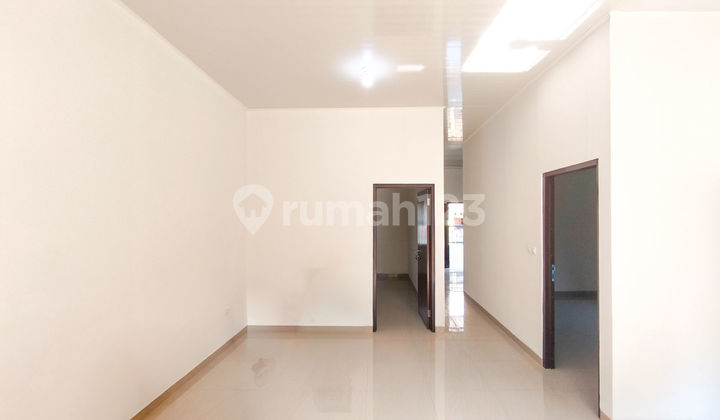 Spacious House 10 Minutes to BSD Barat 1 Toll Gate SHM Assisted with Mortgage J-38210