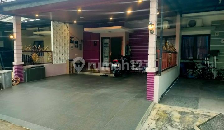 Rumah LT 121 Hadap Timur 10 Menit ke Rs. Taman Harapan Baru J-40477