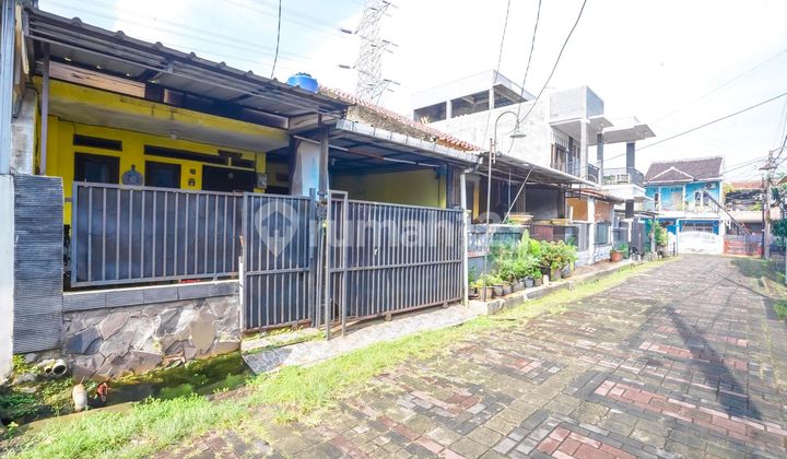 House 15 minutes to Permata Depok Hospital Facing North Assisted with Mortgage J-35334 2
