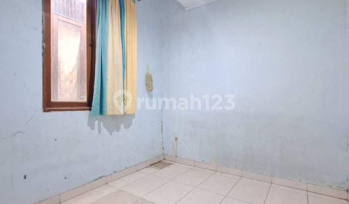 SHM House Strategically Located 15 Minutes to Cinere Bellevue Mall, Assisted with Mortgage J35442 2