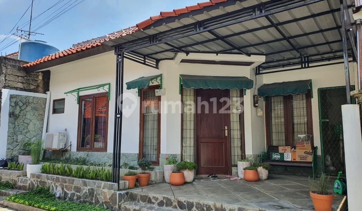 Rumah Hadap Timur 6 Menit ke Gerbang Tol Kukusan 3 Dibantu KPR J-35622 Rumah Hadap Timur 6 Menit ke Gerbang Tol Kukusan 3 Dibantu KPR J-35622