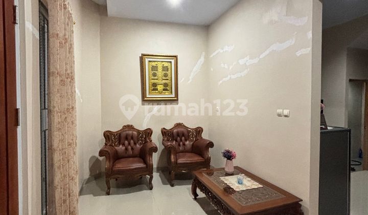 2-story house with SHM, 15 minutes to Cibubur Plaza, KPR-assisted J-41395 2