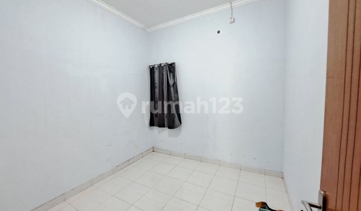 Rumah Luas Terawat 10 menit ke Terminal Sawangan SHM Siap Huni J32887 2