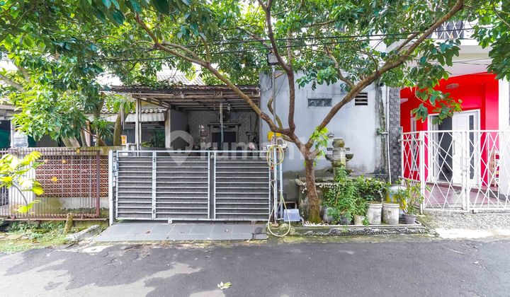 Rumah Hadap Selatan 15 Menit ke Rsu Hermina Depok Siap KPR J-37732