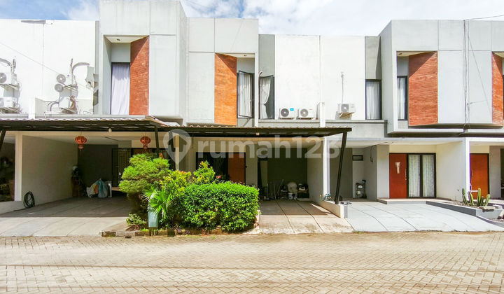 Rumah 2 Lantai Akses Dekat The Park Mall Sawangan Bebas Banjir J30242