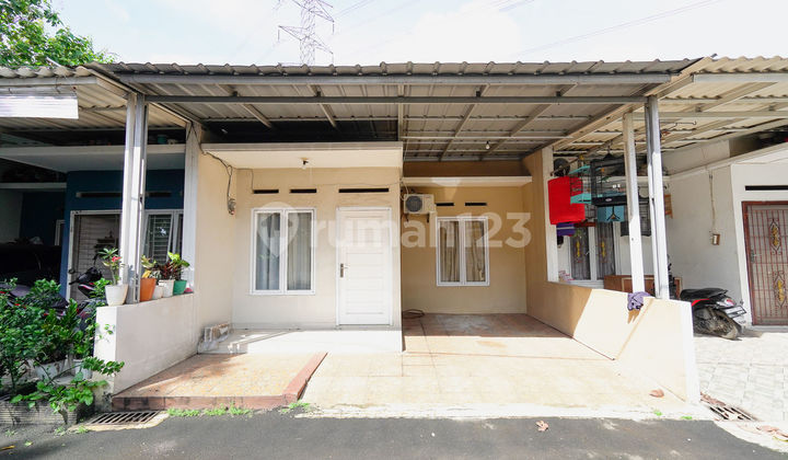 Rumah 11 Menit ke Plasa Cibubur SHM Hadap Utara Siap HuniJ-35554