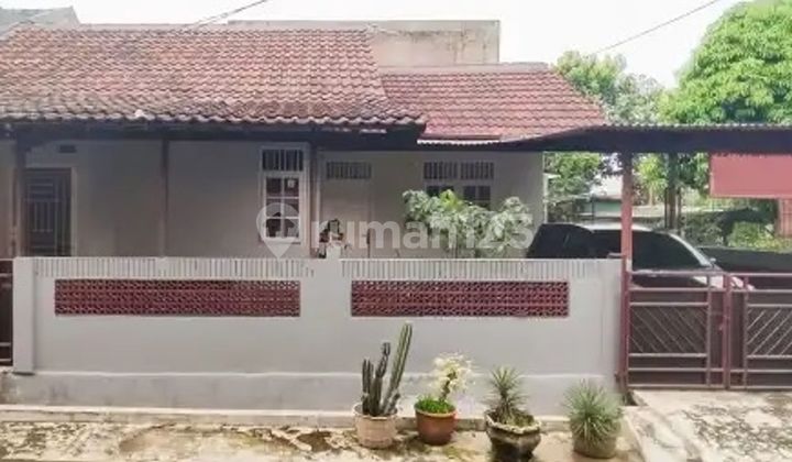 Strategic Ready-to-Occupy House near Permata Pamulang Hospital J-6087