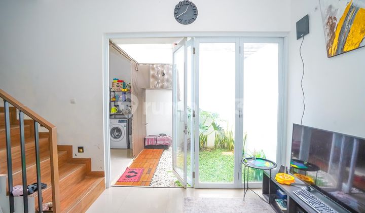 SHM House 10 Minutes to Grand Mall Cimanggis Move-In Ready Assisted with Mortgage J36251