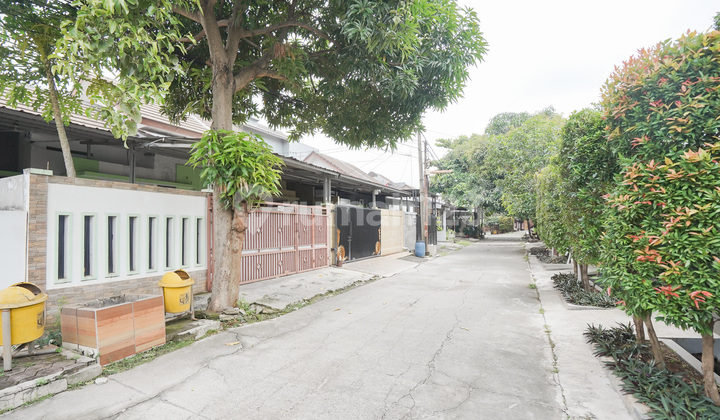 Rumah Luas SHM Akses Dekat Gerbang Tol Marga Jaya 2 Bebas Banjir J38187