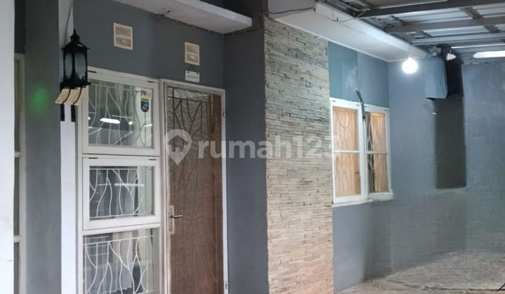 Rumah LT 120 Hadap Timur dekat Mall Paradise Walk Serpong Dibantu KPR J-37103 2
