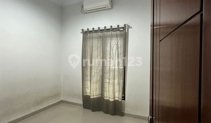 Rumah 4 KT Siap Huni 8 Menit ke Gerbang Tol Brigif 4 Hadap Selatan J34281
