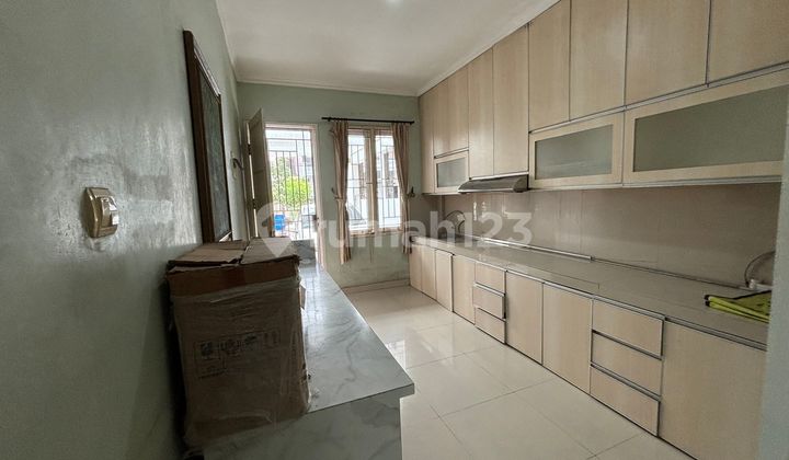 Rumah Luas 4 Kamar 10 Menit ke Grand Serpong Mall Dibantu KPR J40032 2