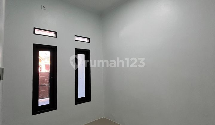 Used Minimalist House 15 Minutes to Anna Medika Bekasi Hospital Eligible for Mortgage J38105