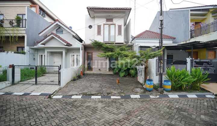 Rumah Asri 2 Lt 15 menit ke Transpark Mall Bintaro Bebas Banjir J21088 Rumah Asri 2 Lt 15 menit ke Transpark Mall Bintaro Bebas Banjir J21088