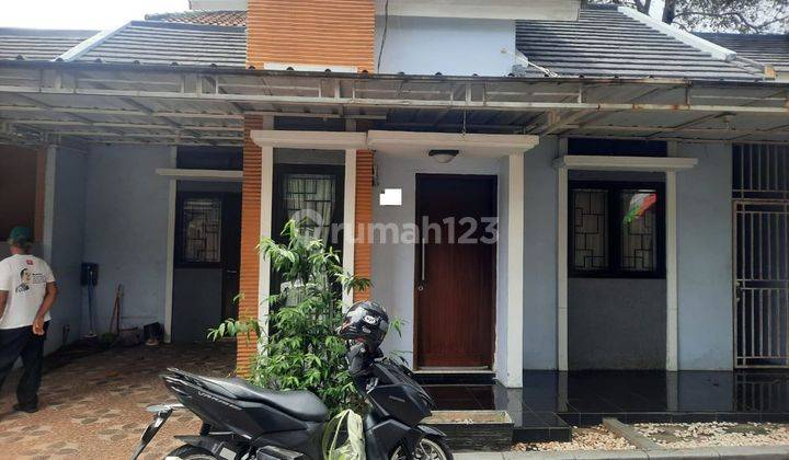 Rumah SHM Bebas Banjir 10 Menit ke Lagoon Avenue Mall Bekasi J29009 1