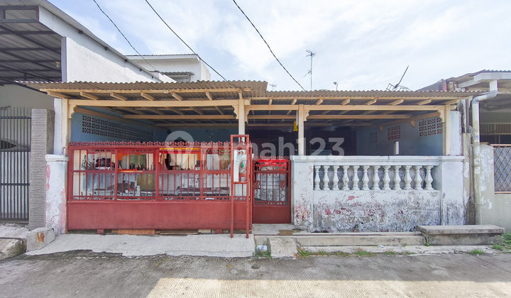 Rumah Strategis 10 Menit ke Summarecon Mall Bekasi Bebas Banjir J38188 Rumah Strategis 10 Menit ke Summarecon Mall Bekasi Bebas Banjir J38188