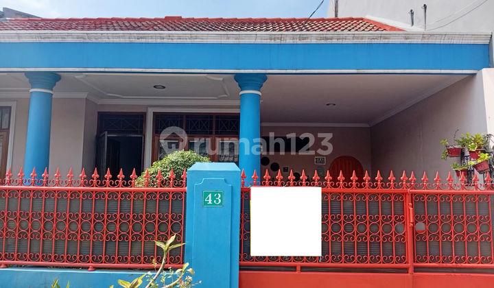 Minimalist 1-Story House 9 Minutes to East Bekasi Station with KPR Assistance J37130