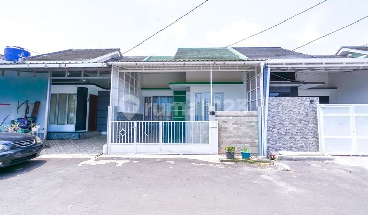 Rumah SHM 14 Menit ke Mall Paradise Walk Serpong Dibantu KPR J-35919