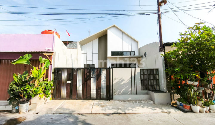 Rumah 10 menit ke Plaza Taman Harapan Baru Dibantu KPR J-32545