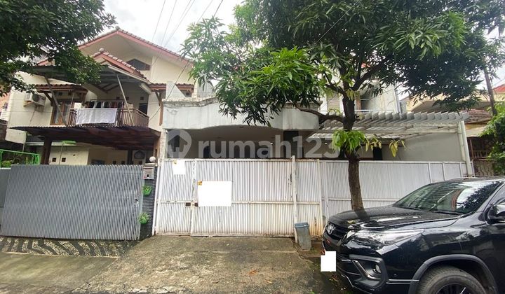 Rumah SHM 5 Kamar Tidur 12 Menit ke Stasiun LRT Ciracas J-32684