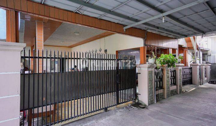 Rumah Luas Bebas Banjir dekat Stasiun Bekasi Dibantu KPR J23901 1
