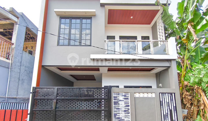 Rumah Idaman 15 Menit ke Living World Alam Sutera Bebas Banjir J37011 Rumah Idaman 15 Menit ke Living World Alam Sutera Bebas Banjir J37011